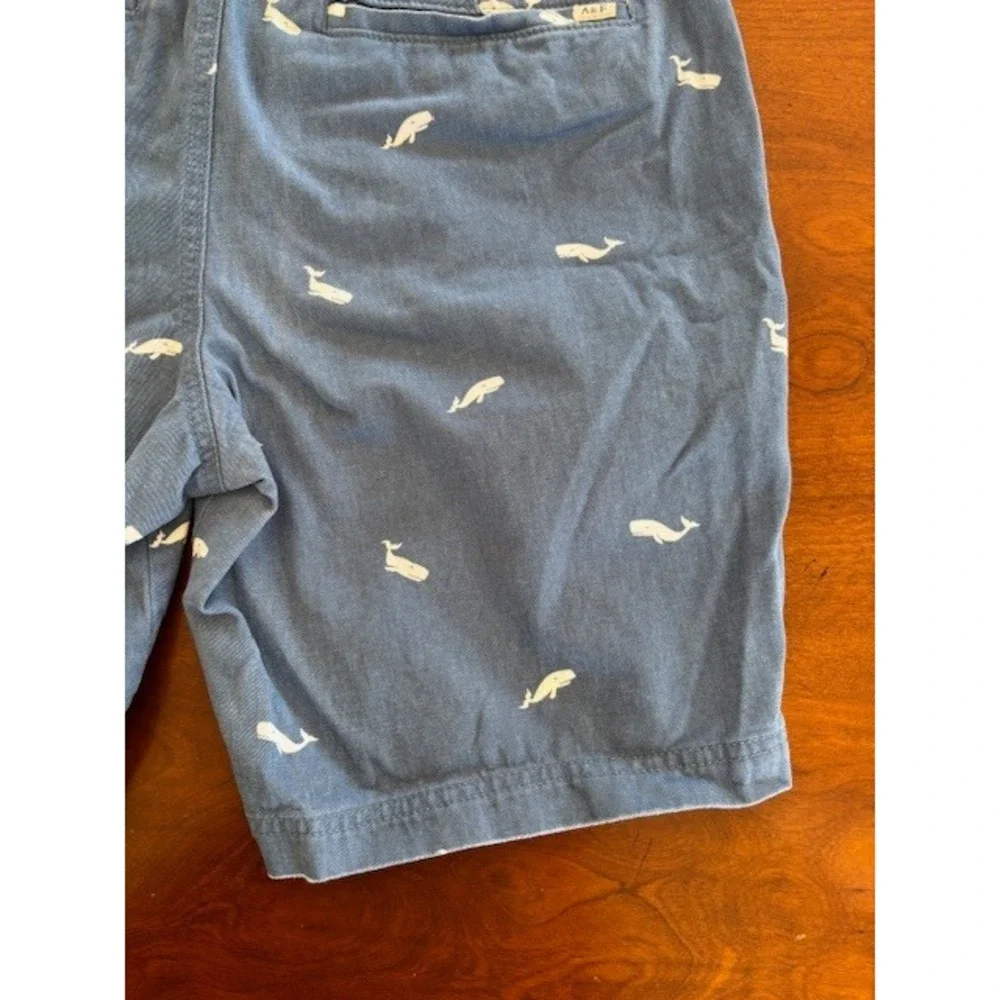 Abercrombie‎ & Fitch Mens Blue Whale Print Chino Shorts Size 32 Preppy Summer